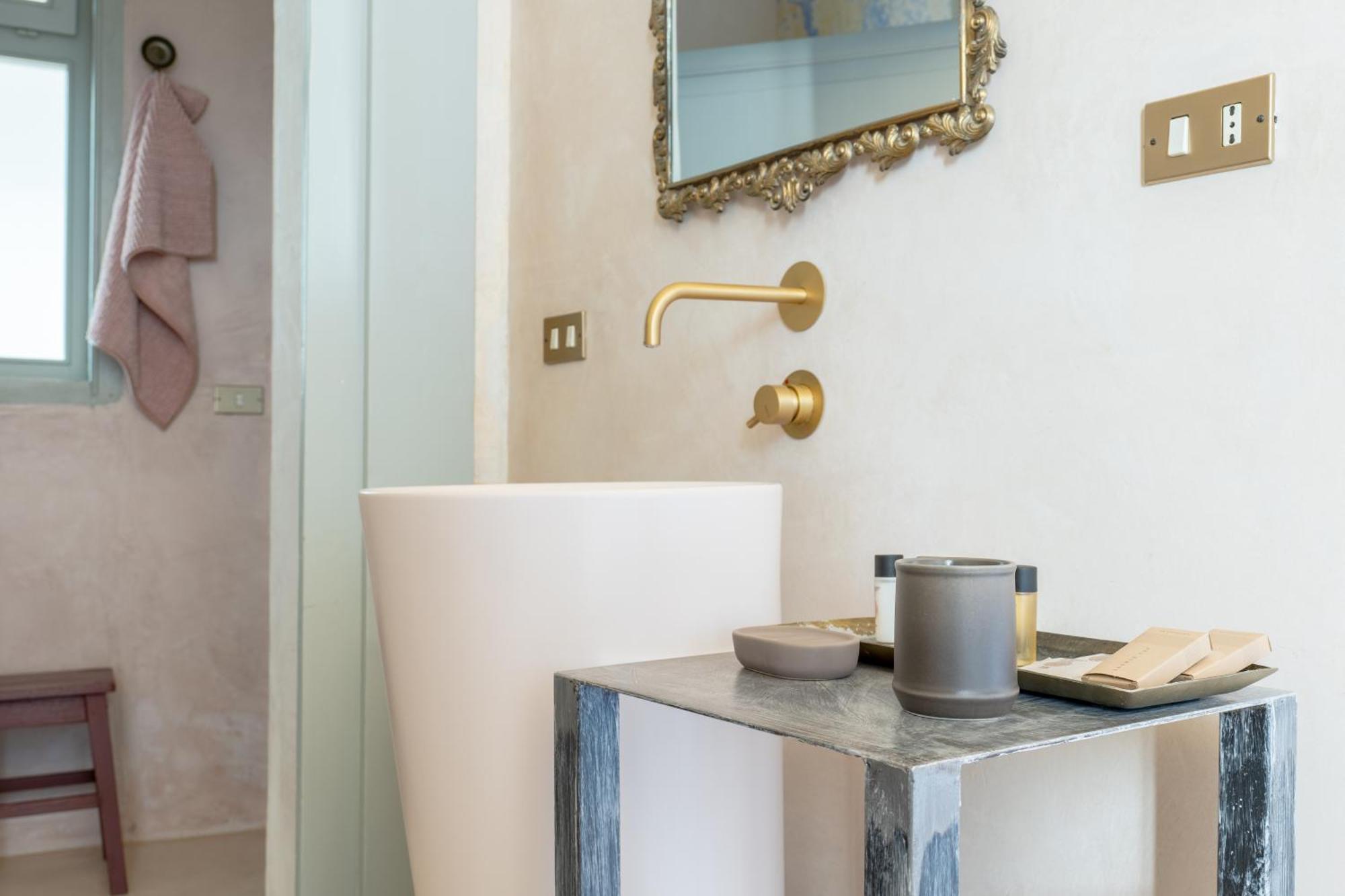 Palazzo Angelica - Luxury Retreat Otranto Bed & Breakfast Giurdignano Exterior photo